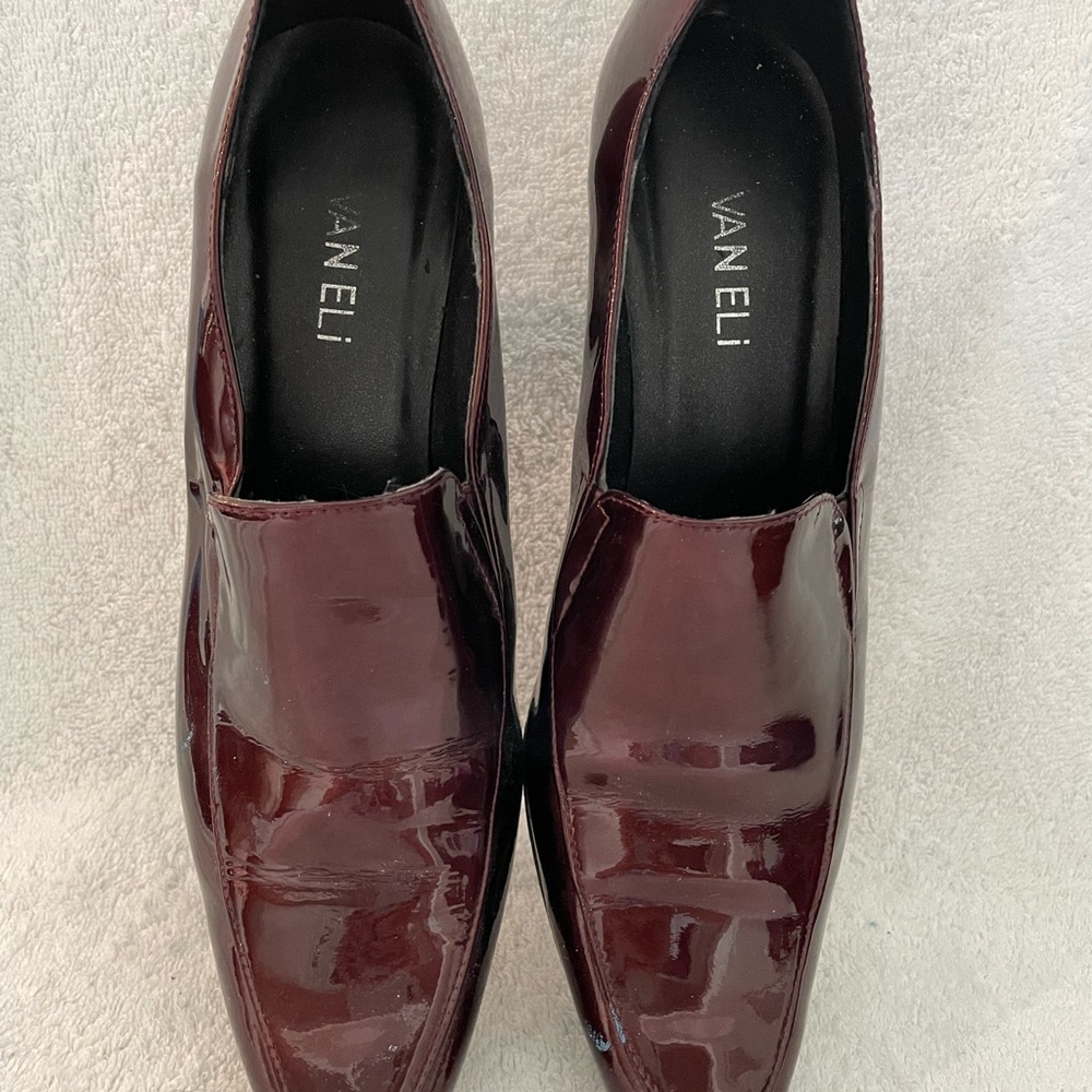 Vaneli leather pumps